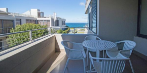 Two Bedroom with Bbq and Sea Views